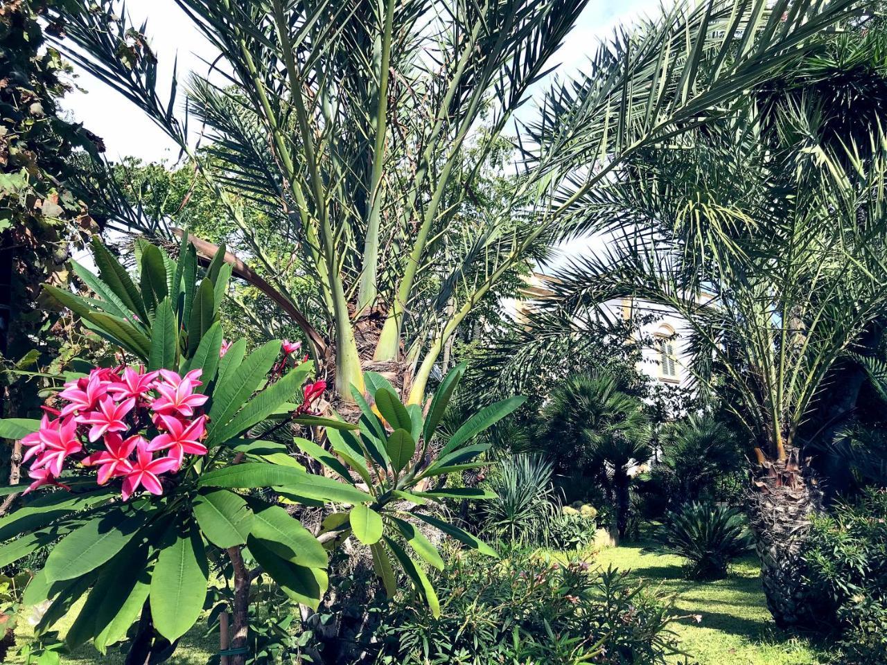 Villa Marrone - Relais - Marsala Buitenkant foto